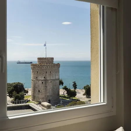 La Maison Doree - Elegant With Unique View By Binobi! Daire