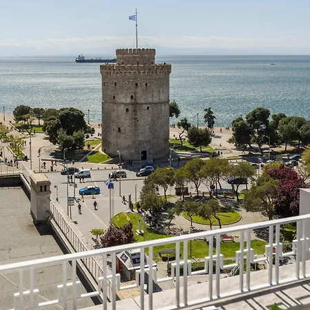 La Maison Doree - Elegant With Unique View By Binobi! Appartement *