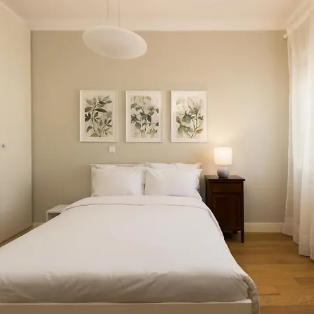 Appartement La Maison Doree - Elegant With Unique View By Binobi!