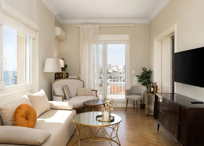 La Maison Dorée - Elegant With Unique View By Binobi!