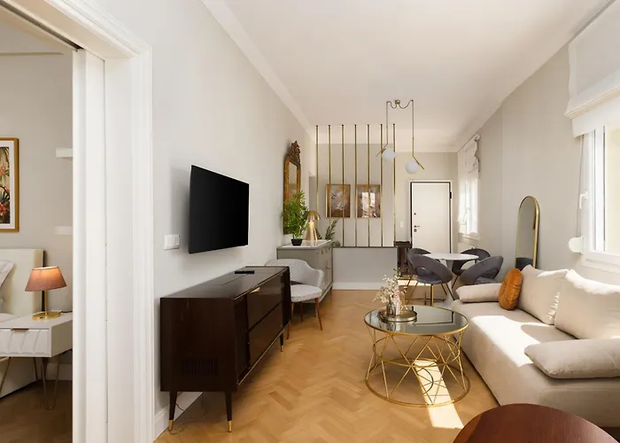 Apartamento La Maison Dorée - Elegant With Unique View By Binobi! *