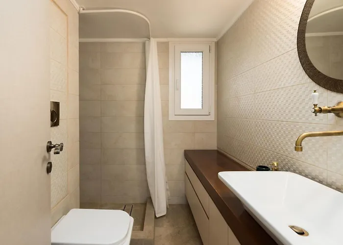 La Maison Dorée - Elegant With Unique View By Binobi! Apartamento Tesalónica
