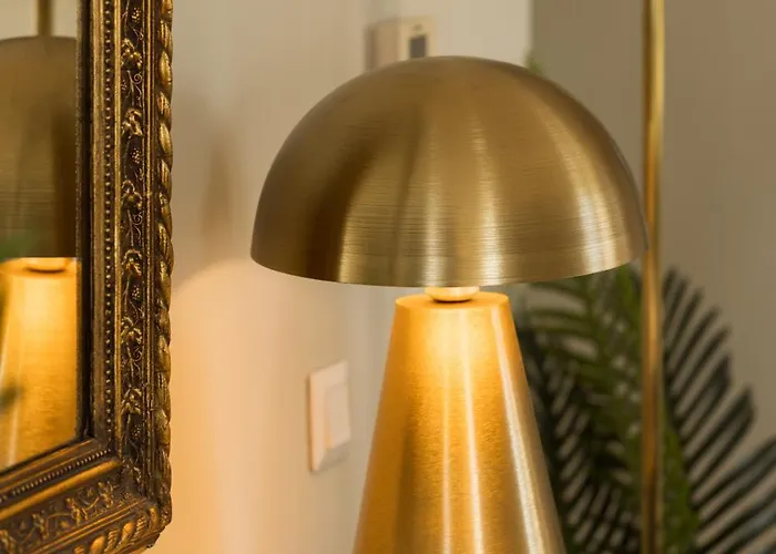 דירה La Maison Doree - Elegant With Unique View By Binobi! *