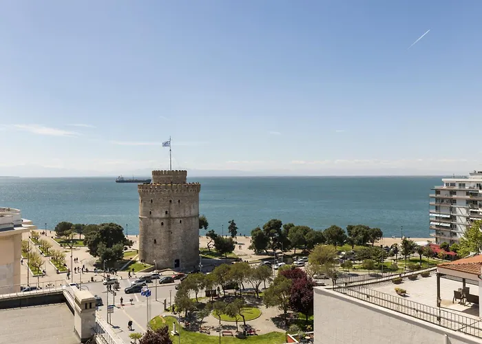 Apartament La Maison Doree - Elegant With Unique View By Binobi! *