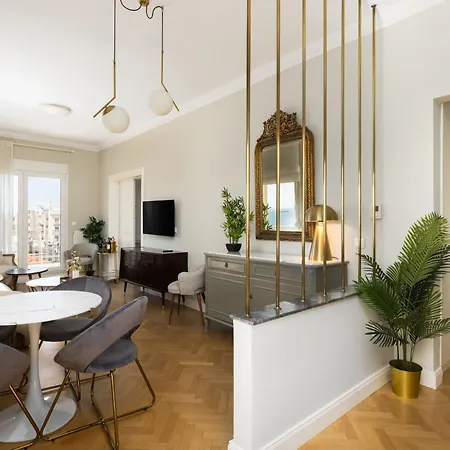 La Maison Doree - Elegant With Unique View By Binobi!