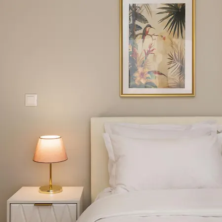 La Maison Doree - Elegant With Unique View By Binobi! شقة